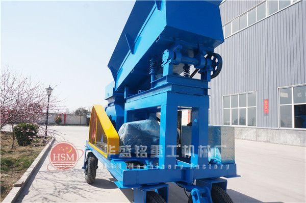 移動對輥制砂機(jī)