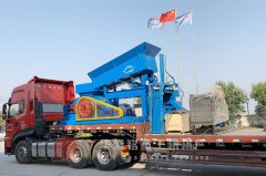 大型液壓移動(dòng)對(duì)輥制砂機(jī)哪家好，多少錢一臺(tái)