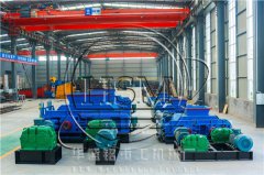 時(shí)產(chǎn)100噸對(duì)輥制砂機(jī)哪里的好呢？哪些廠家值得